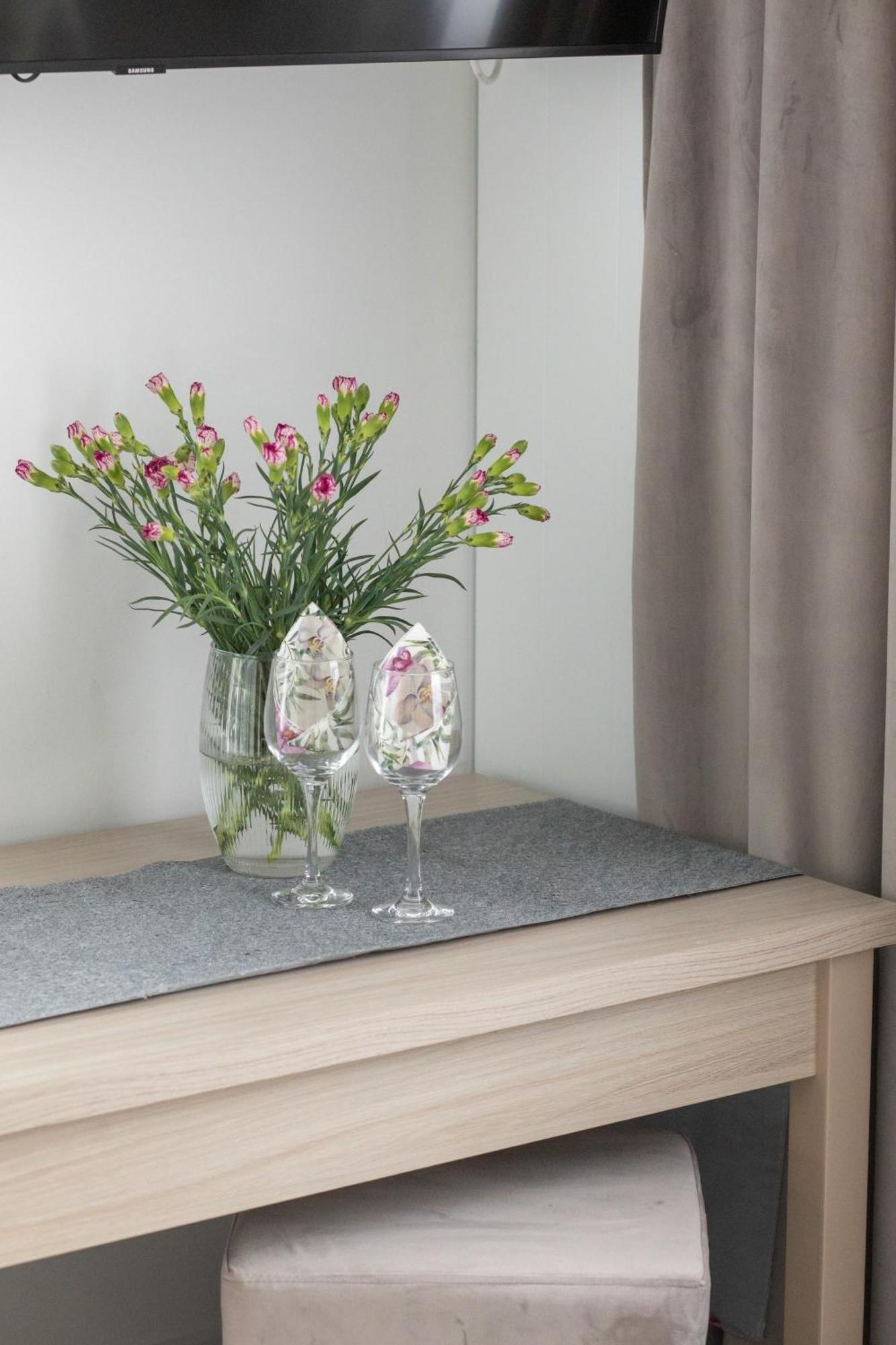 Jasne I Stylowe Z Balkonem W Kolobrzegu Blisko Plazy By Renters Kolberg