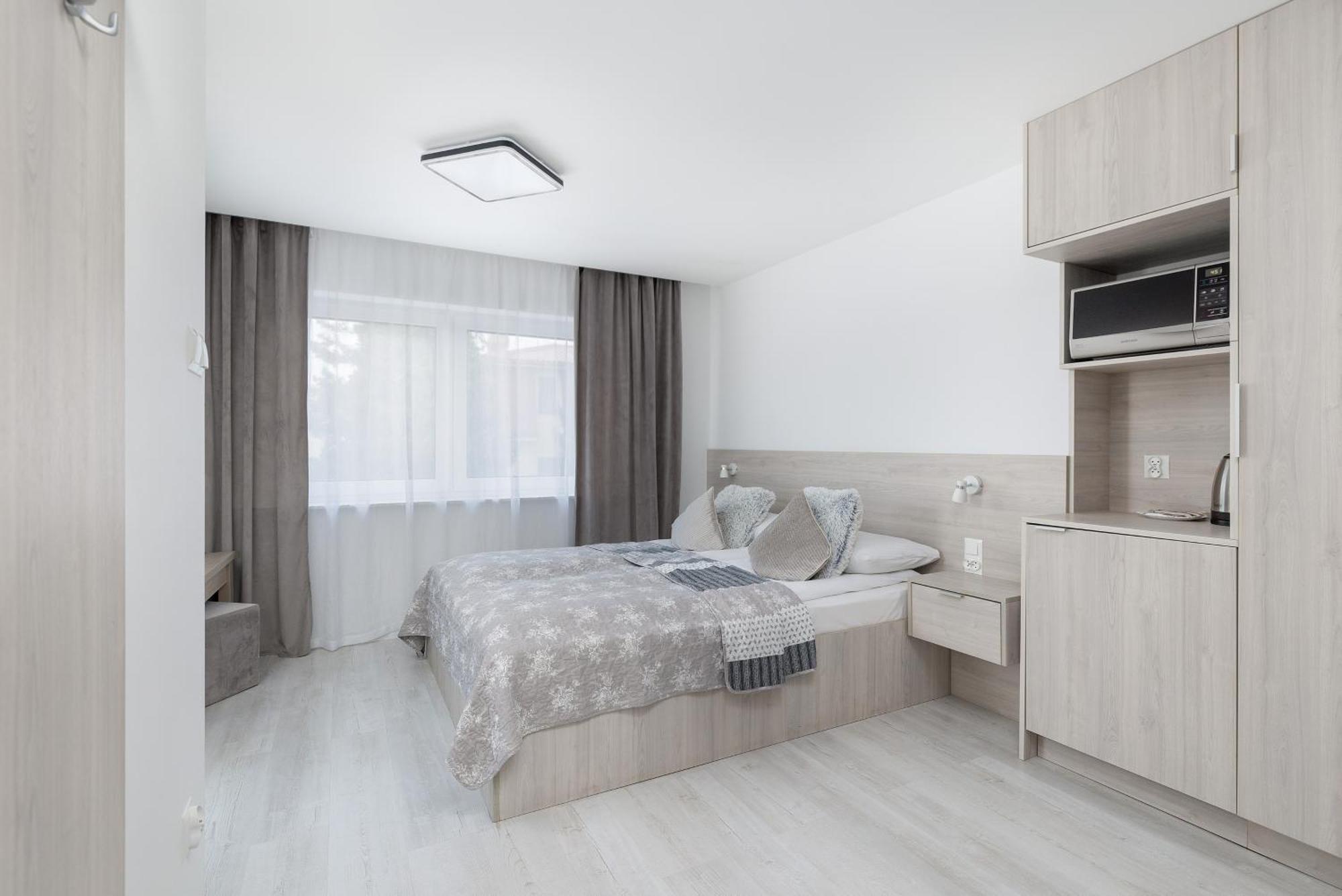 Jasne I Stylowe Z Balkonem W Kolobrzegu Blisko Plazy By Renters Kolberg