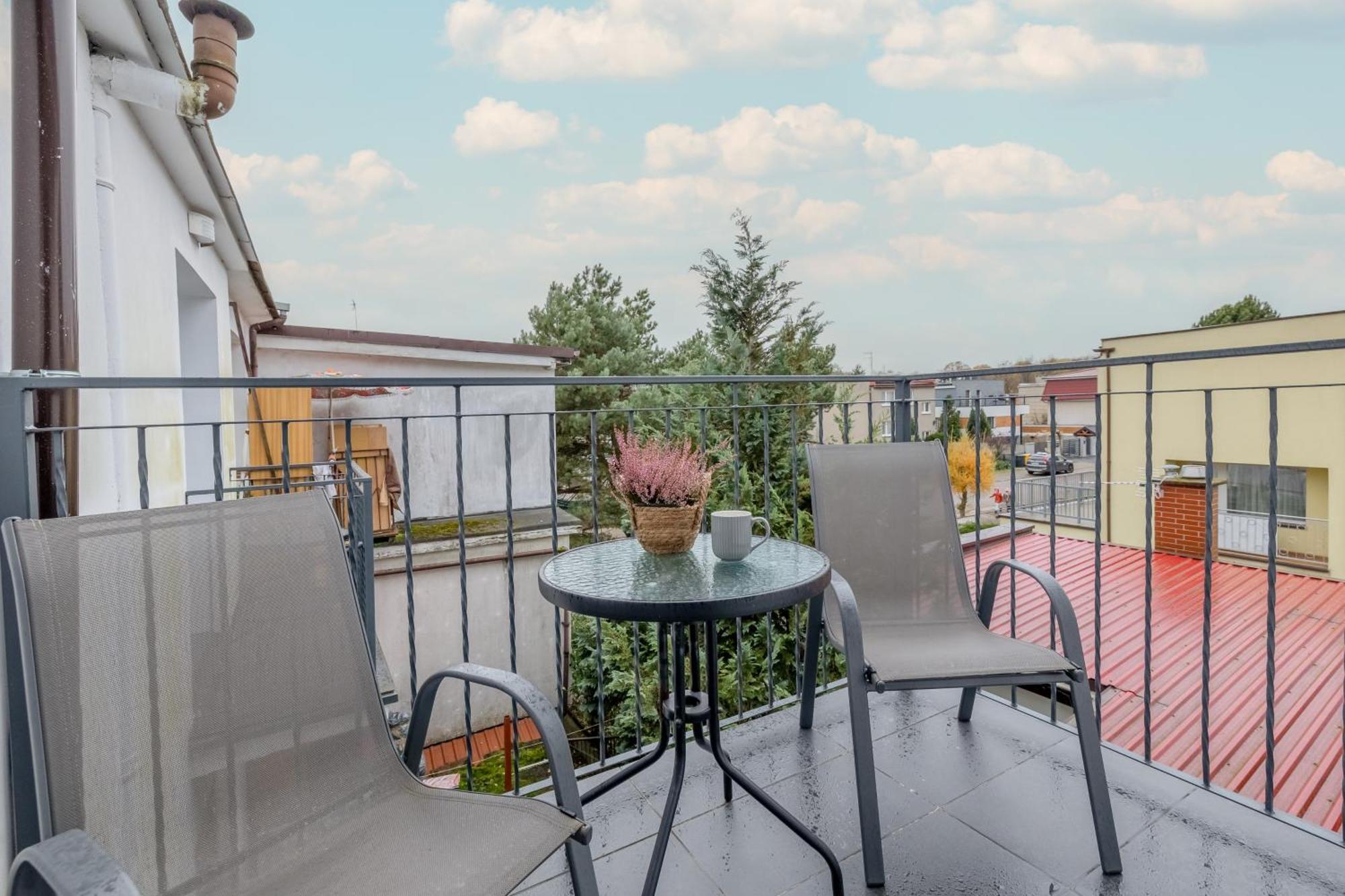 Jasne I Stylowe Z Balkonem W Kolobrzegu Blisko Plazy By Renters
