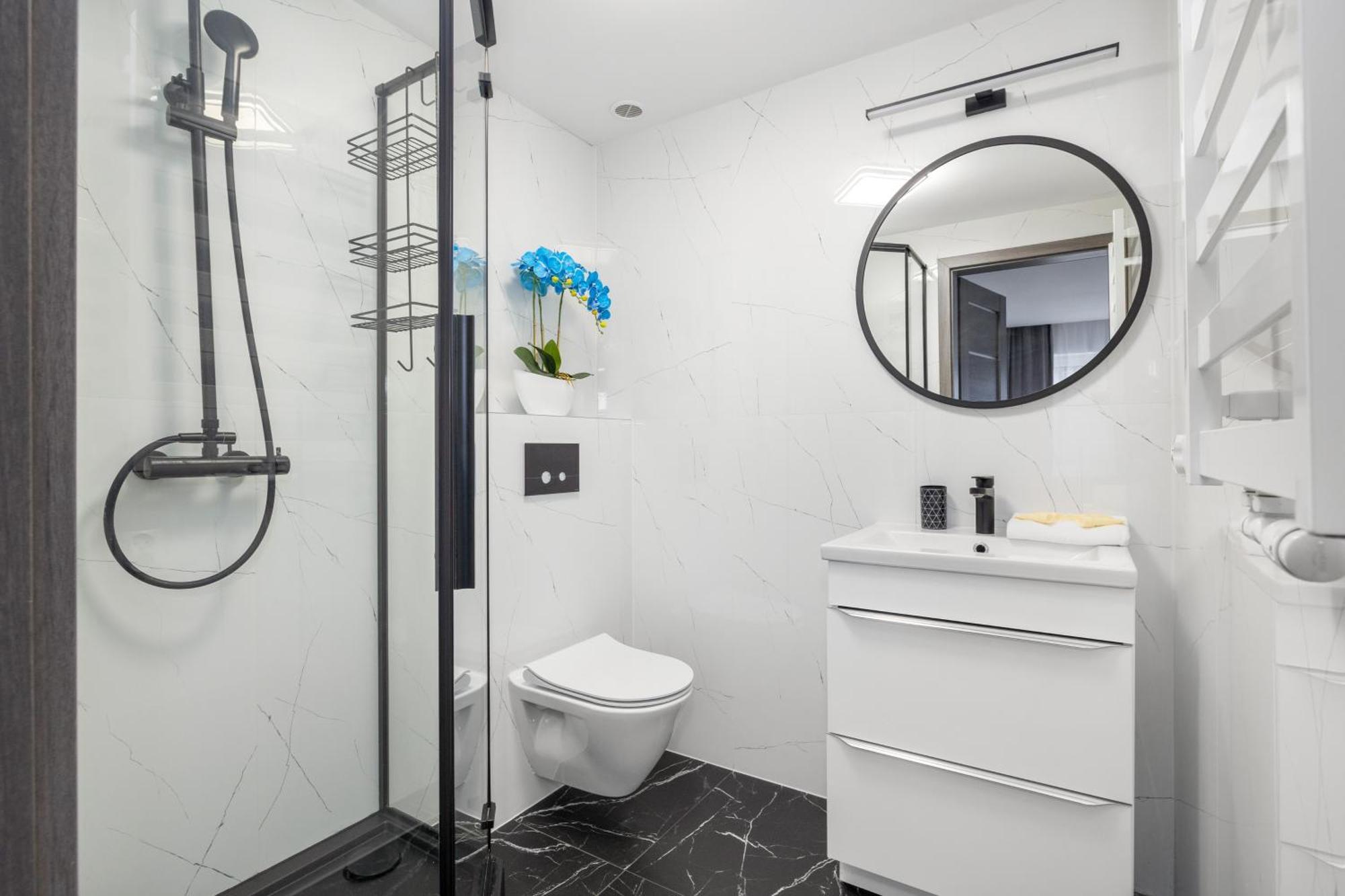 Jasne I Stylowe Z Balkonem W Kolobrzegu Blisko Plazy By Renters Kolberg