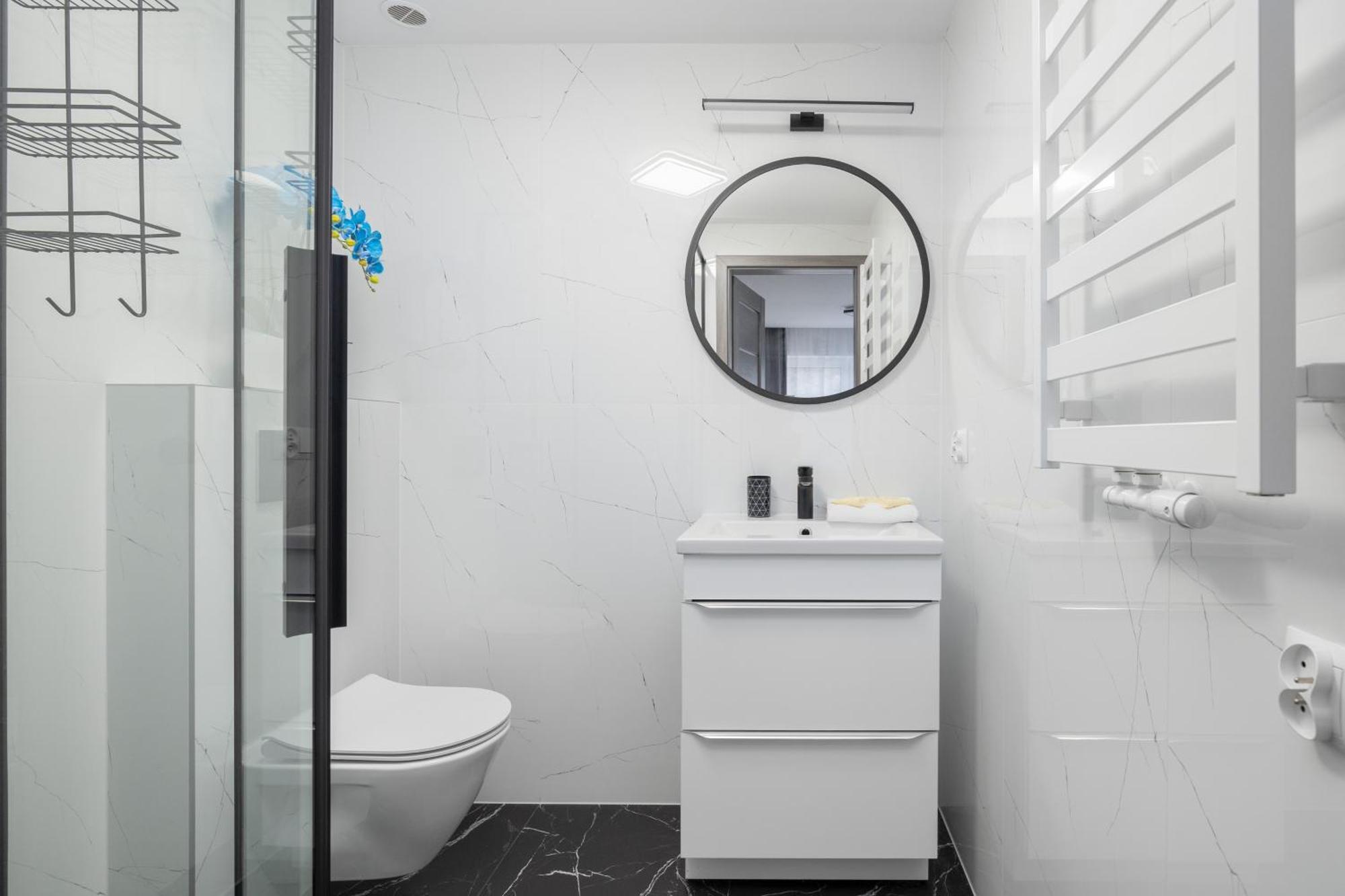 Jasne I Stylowe Z Balkonem W Kolobrzegu Blisko Plazy By Renters *