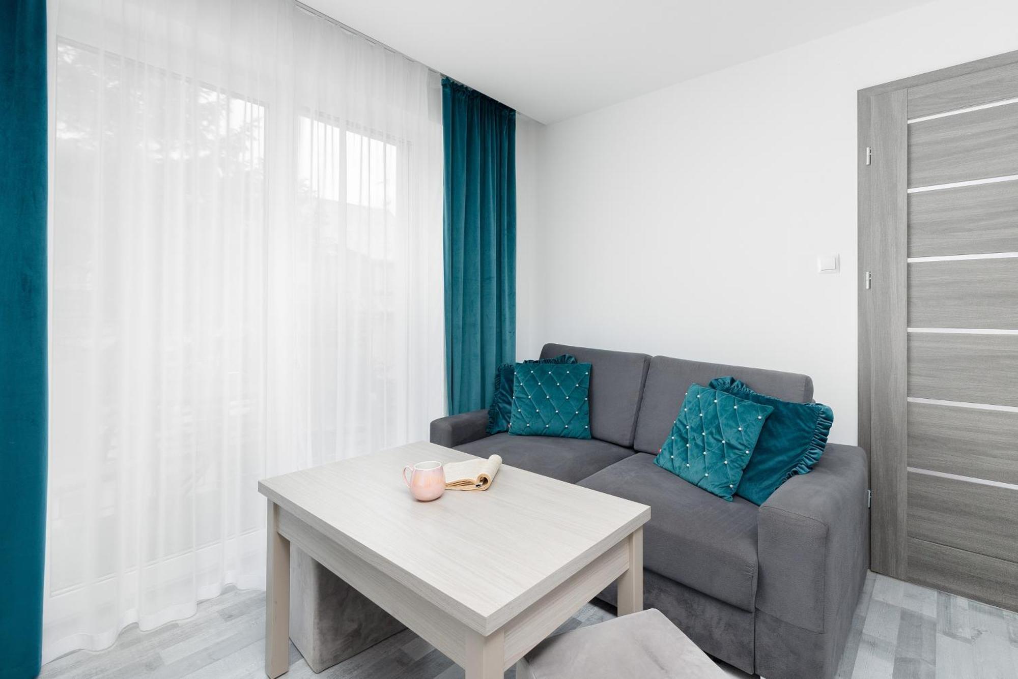 Jasne I Stylowe Z Balkonem W Kolobrzegu Blisko Plazy By Renters *