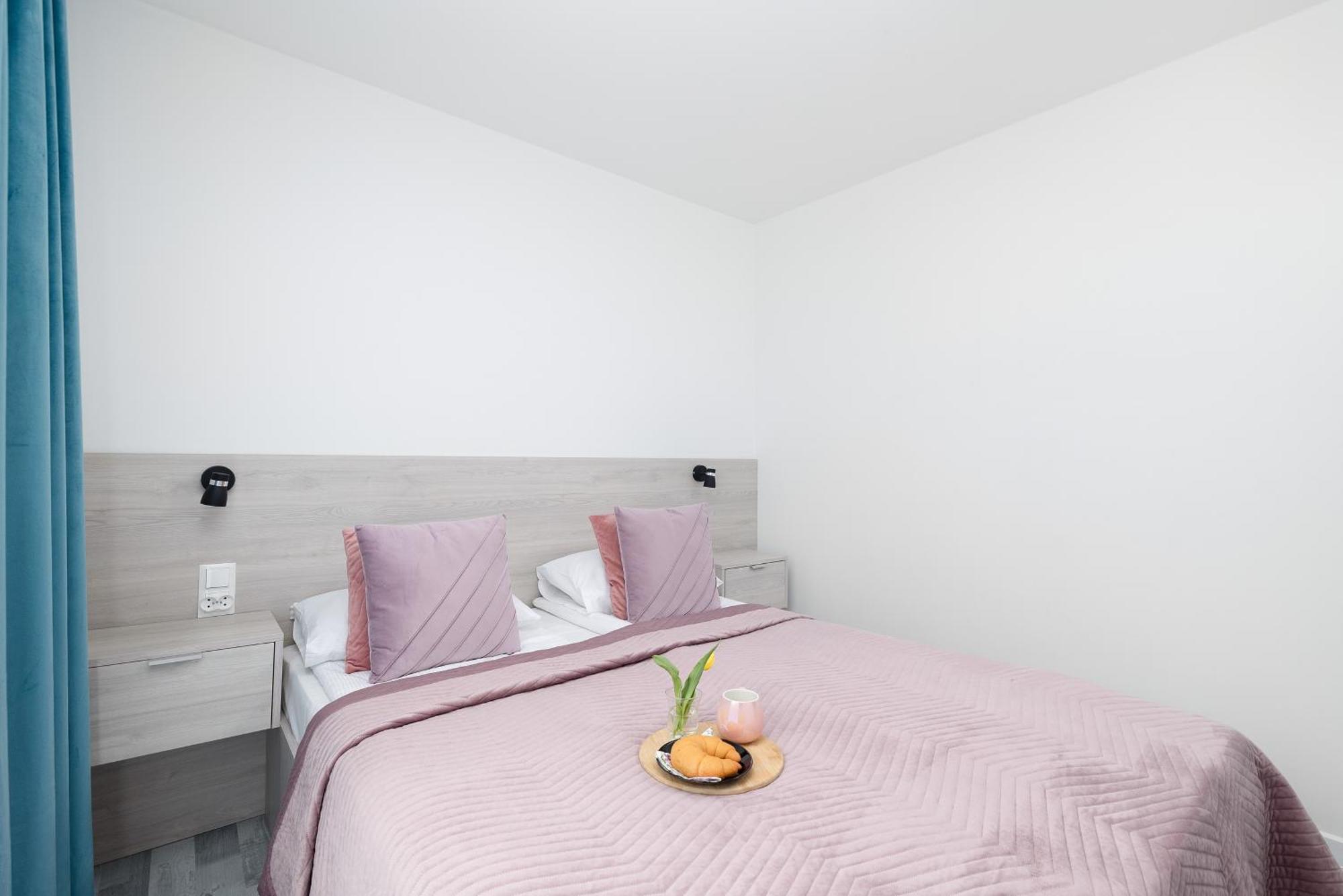 Apartment Jasne I Stylowe Z Balkonem W Kolobrzegu Blisko Plazy By Renters *