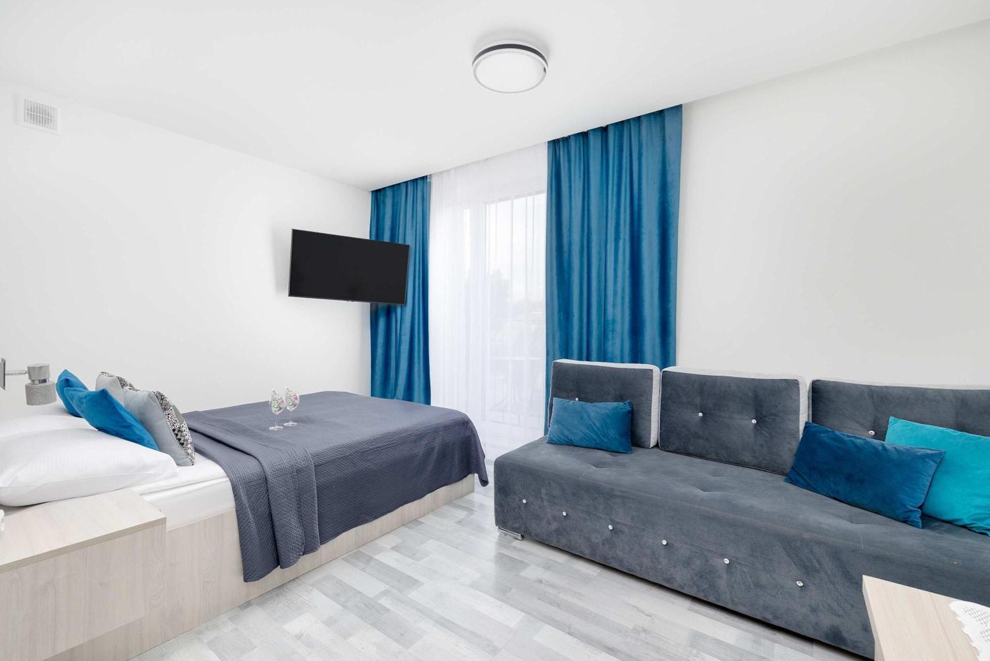 Jasne I Stylowe Z Balkonem W Kolobrzegu Blisko Plazy By Renters Apartment Kolberg